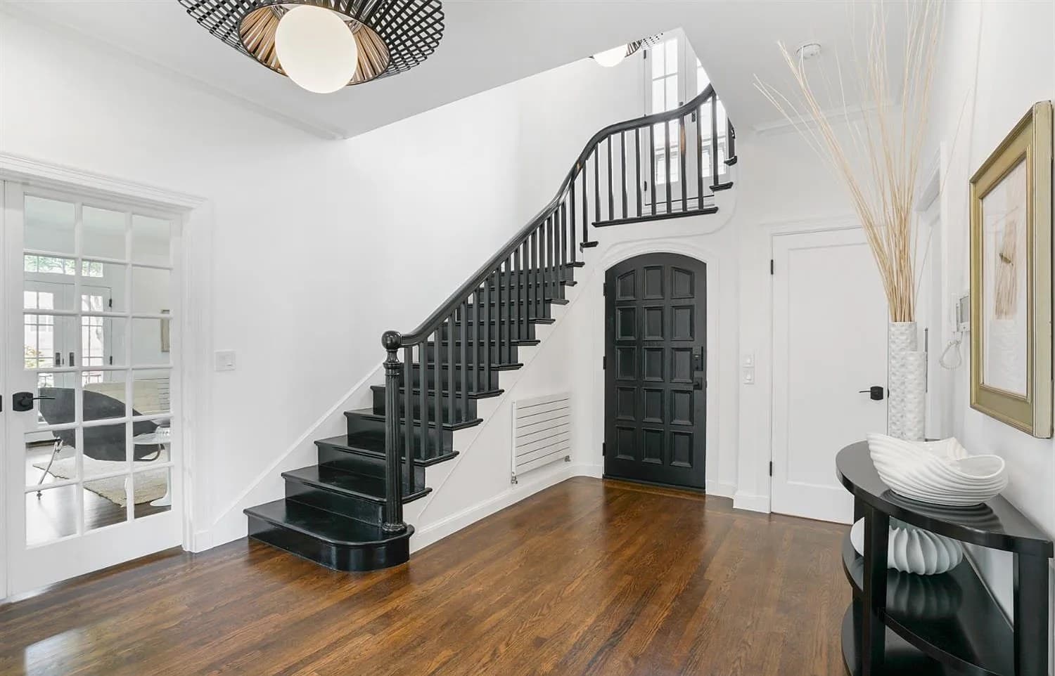 Staircase & entry